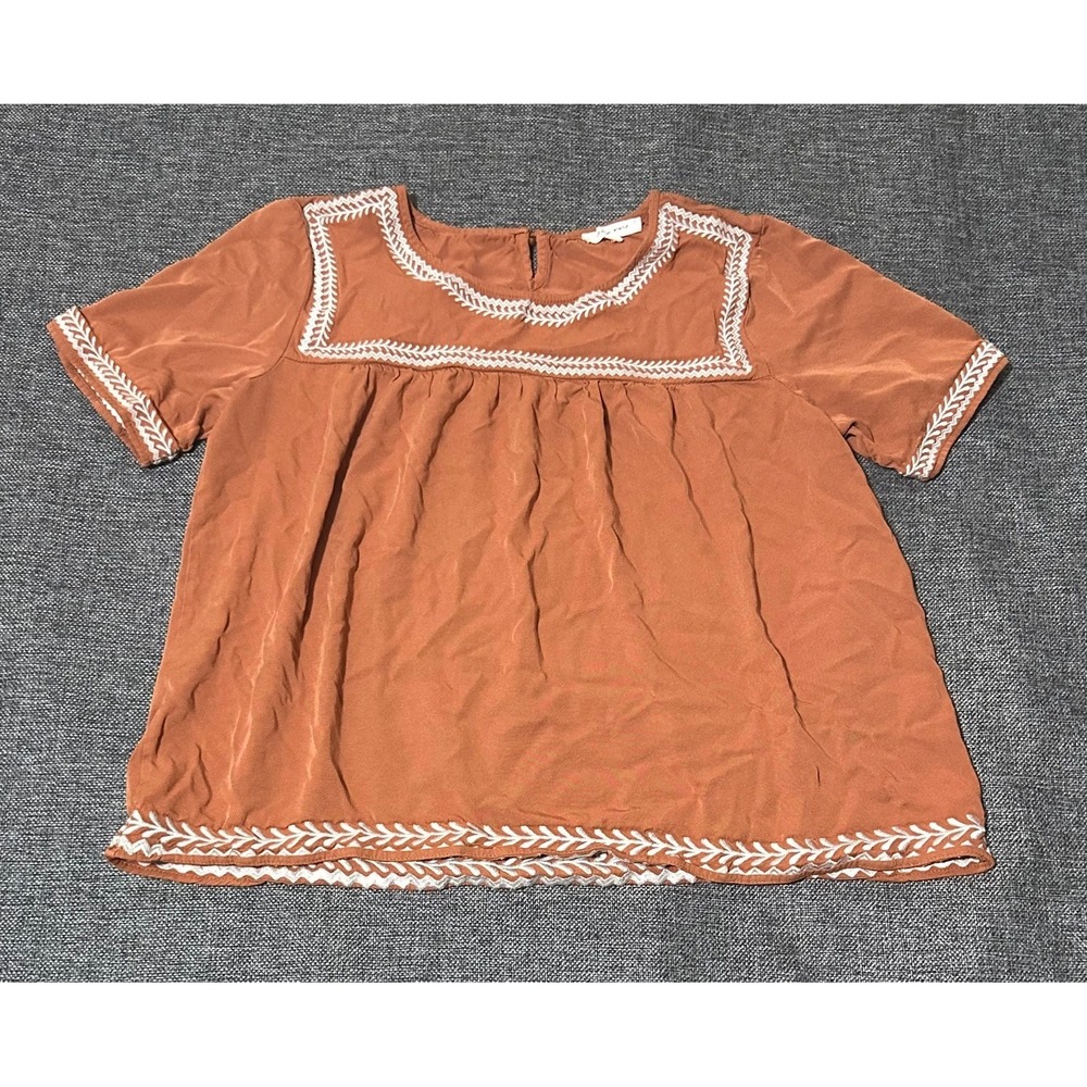 Tea N Rose Women's S Pullover Short Sleeve Embroidered Blouse